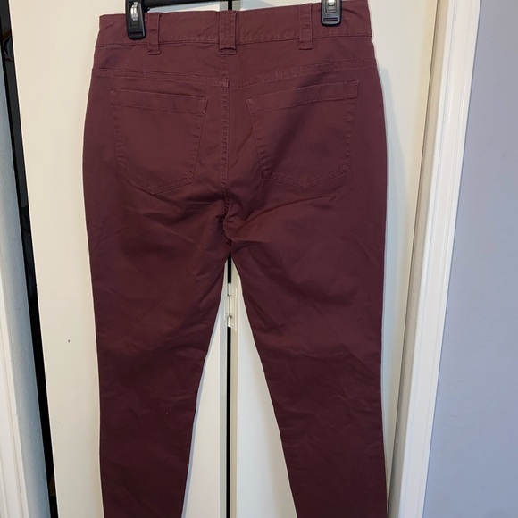 Aventura Women's Deep Burgundy Skinny Jeans - Picture 6 of 8